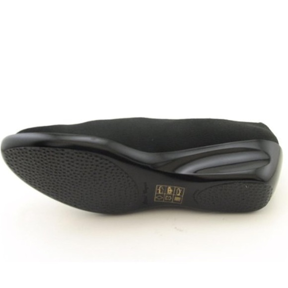 ROBERT CLERGERIE Women's Virot Pump - Picture 2 of 15